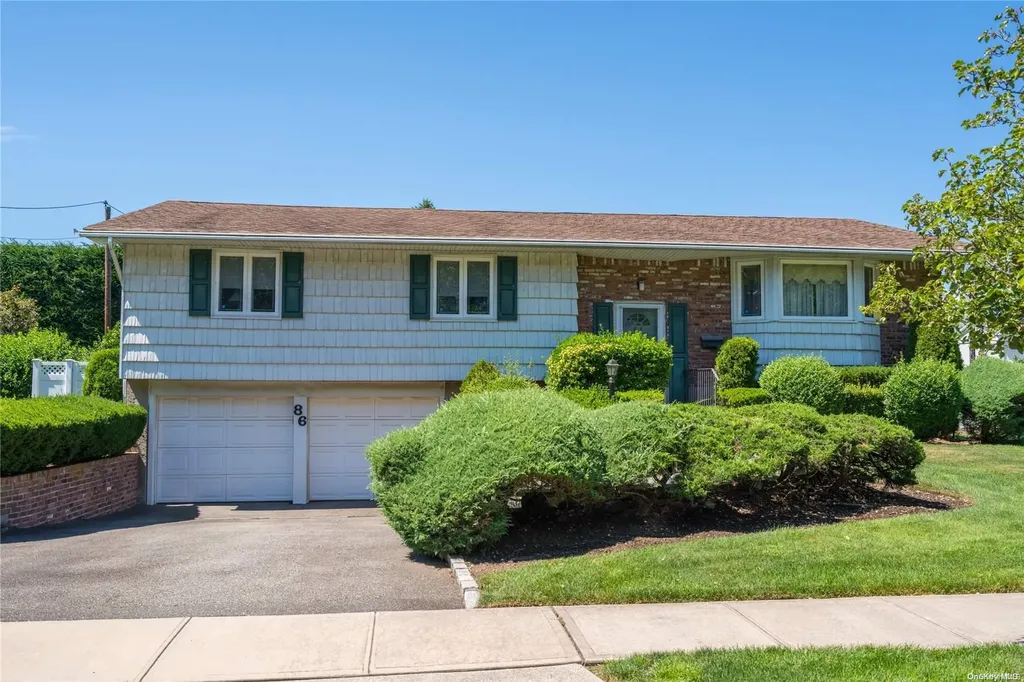 86 Rockland Drive Jericho NY 11753
