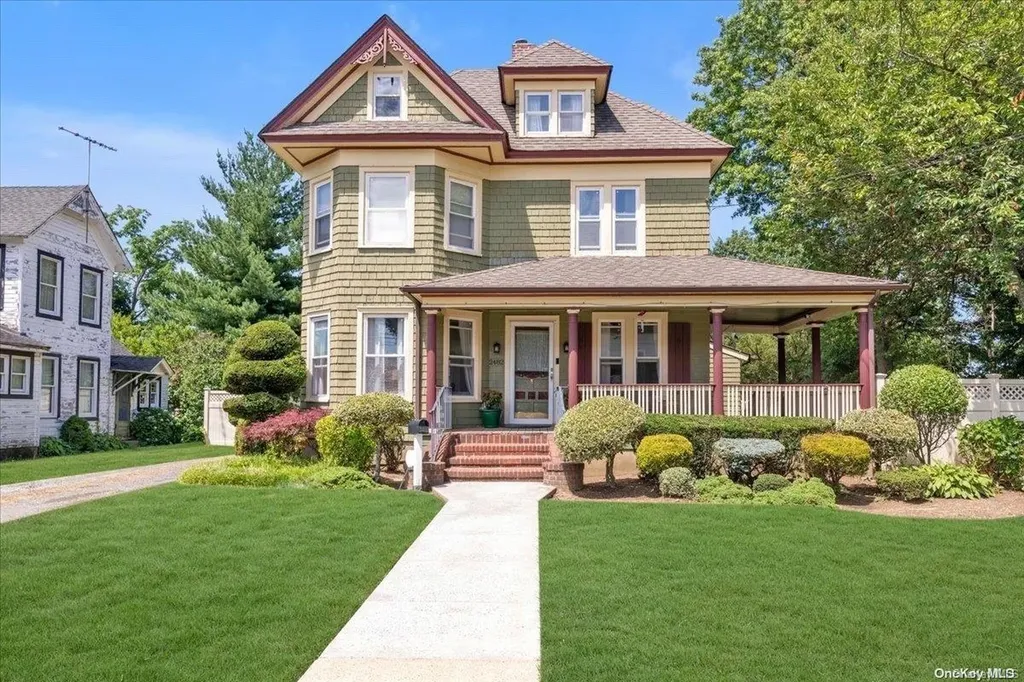 2482 Harrison Avenue Baldwin NY 11510