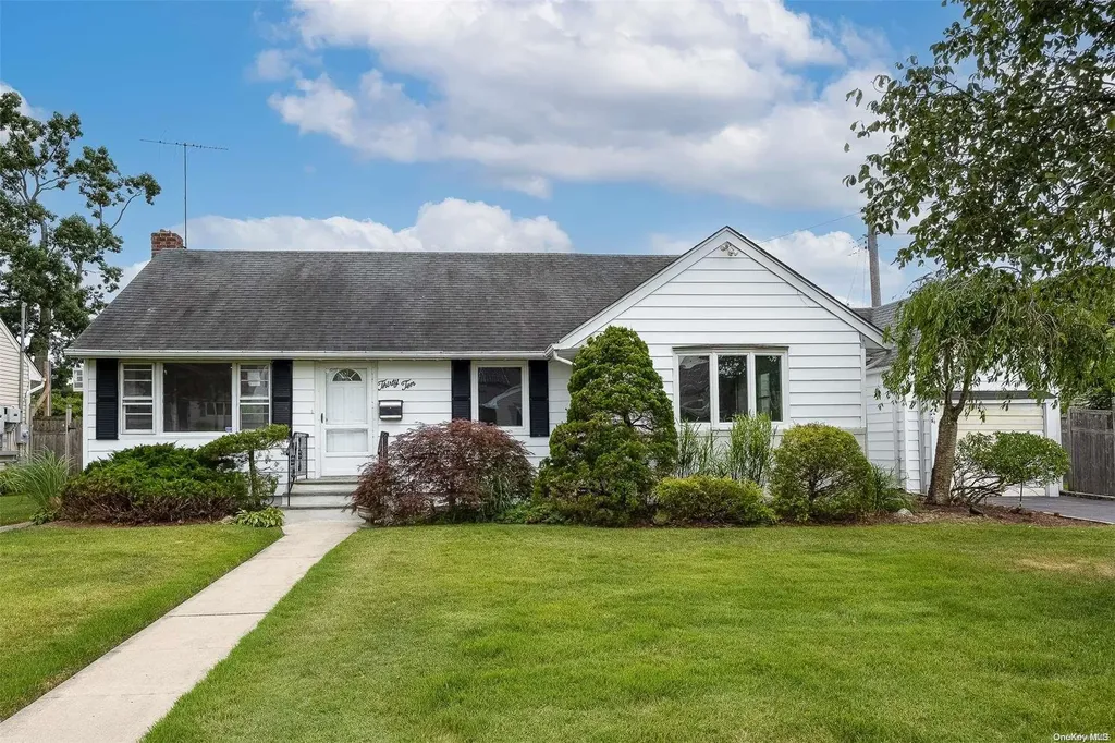 3010 Valley Road Wantagh NY 11793