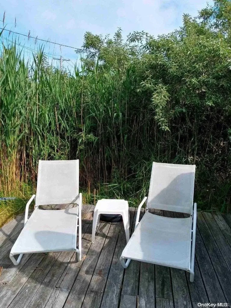 33 Sextant Walk Ocean Beach NY 11770