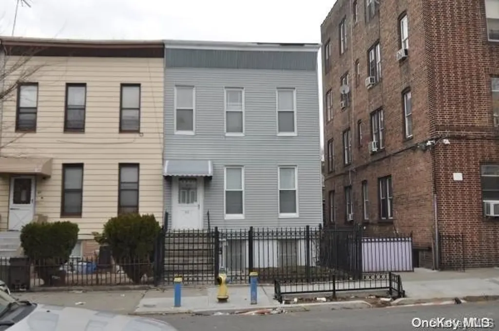 43 Aberdeen Street Brooklyn NY 11207