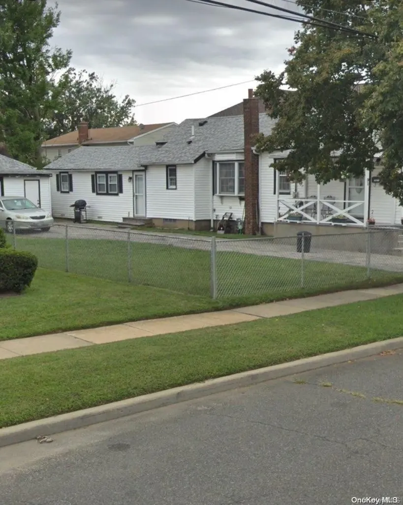 91 Bayswater Boulevard Inwood NY 11096