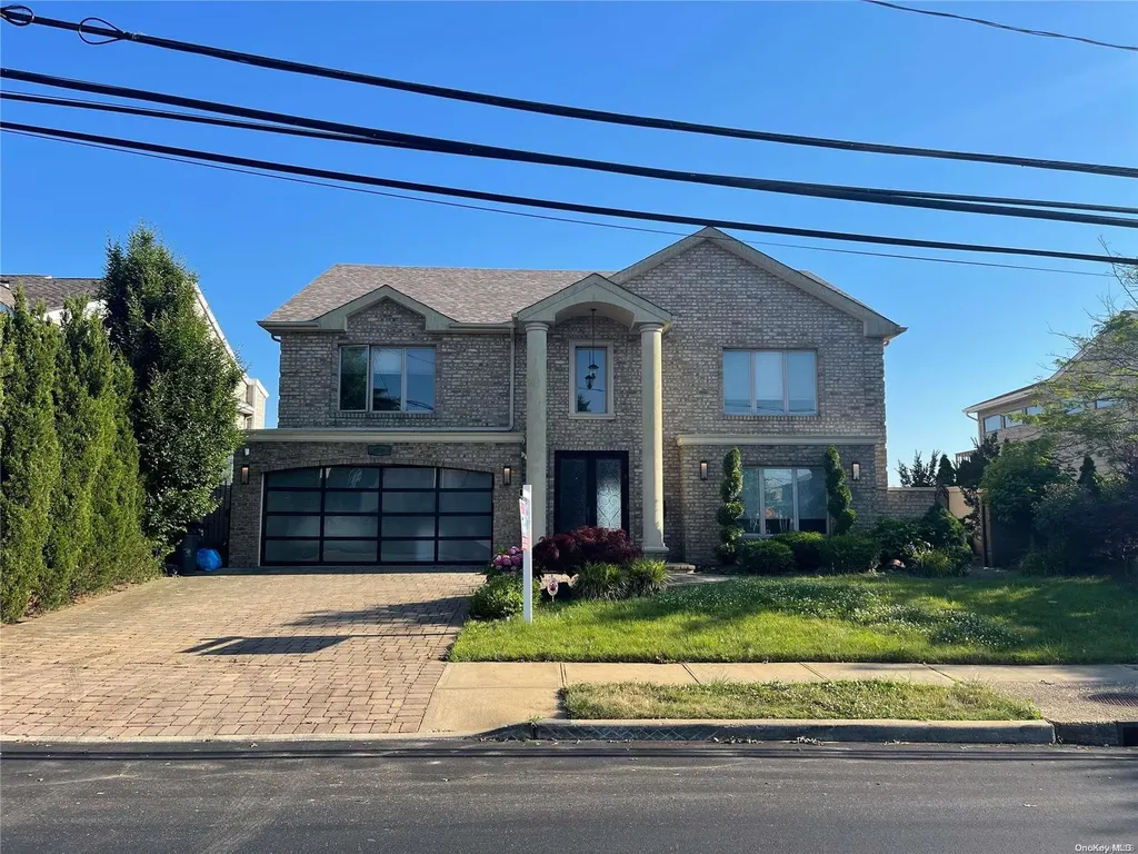 3218 Hewlett Avenue Merrick NY 11566