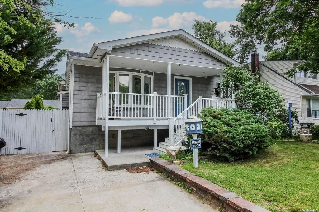 31 Gores Drive Mastic NY 11950