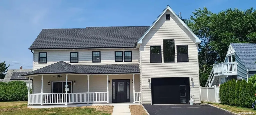 80 Spring Lane Levittown NY 11756