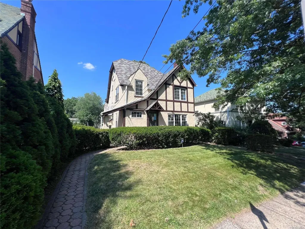 117 E Cedar Street Mount Vernon NY 10552