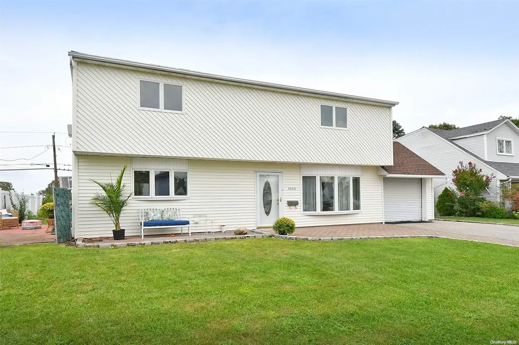 4028 Jean Avenue Bethpage NY 11714