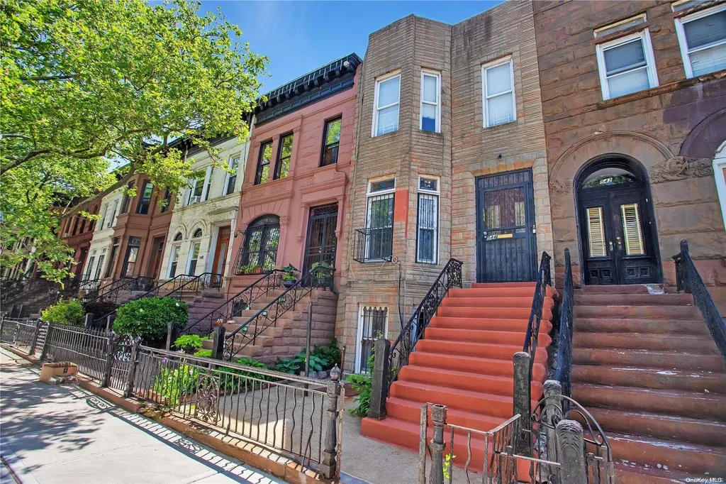 544 Putnam Avenue Brooklyn NY 11221