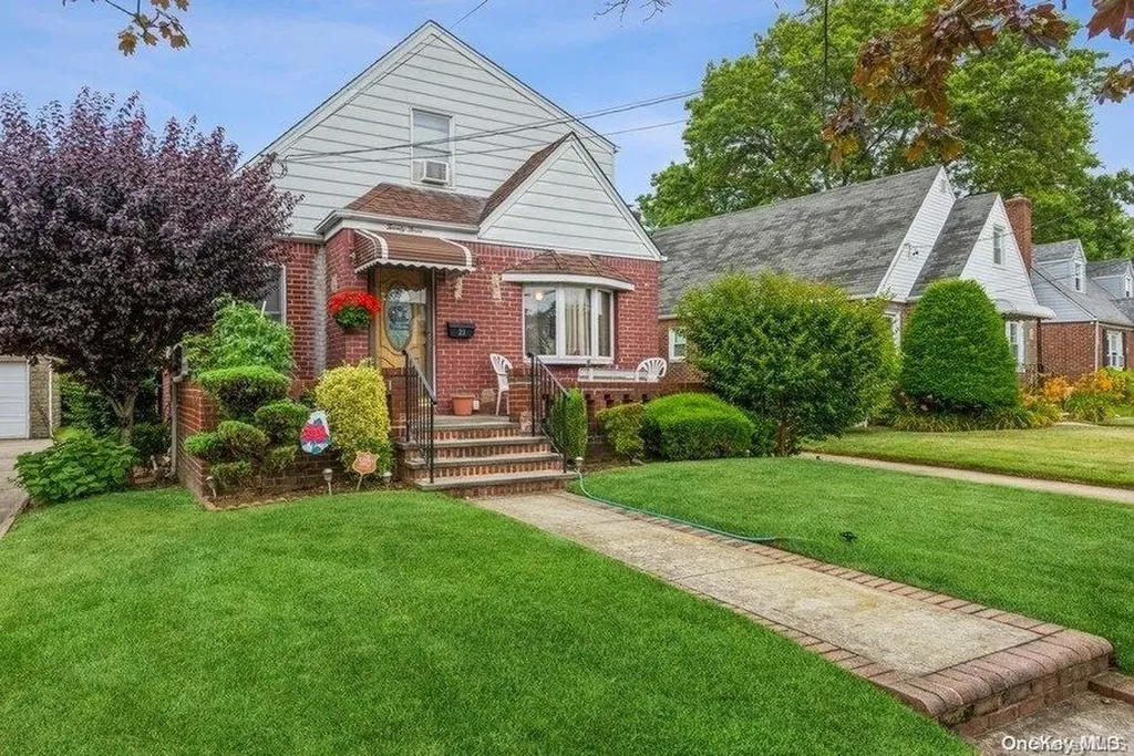 23 Olsen Street Valley Stream NY 11580