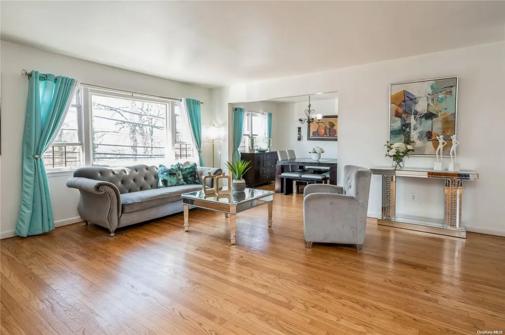 821 Midland Avenue Yonkers NY 10704