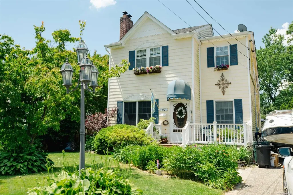 92 Corey Avenue Blue Point NY 11715
