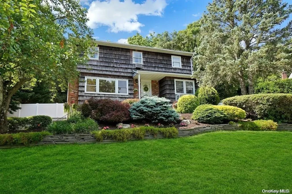 140 Cornell Drive Commack NY 11725