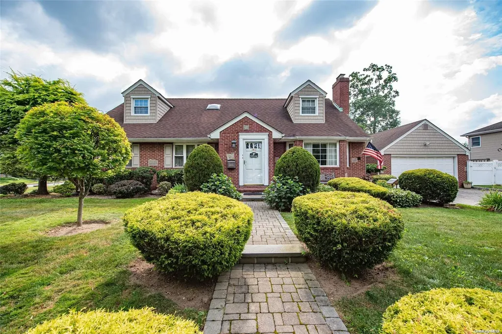 1429 Hendrickson Avenue Merrick NY 11566