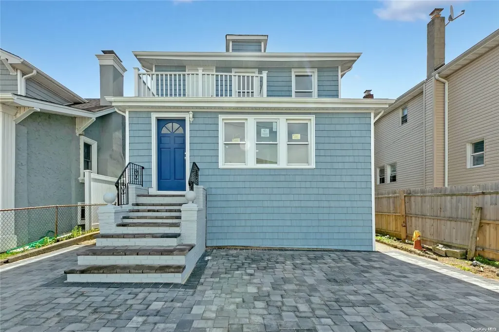 19 Parma Road Island Park NY 11558