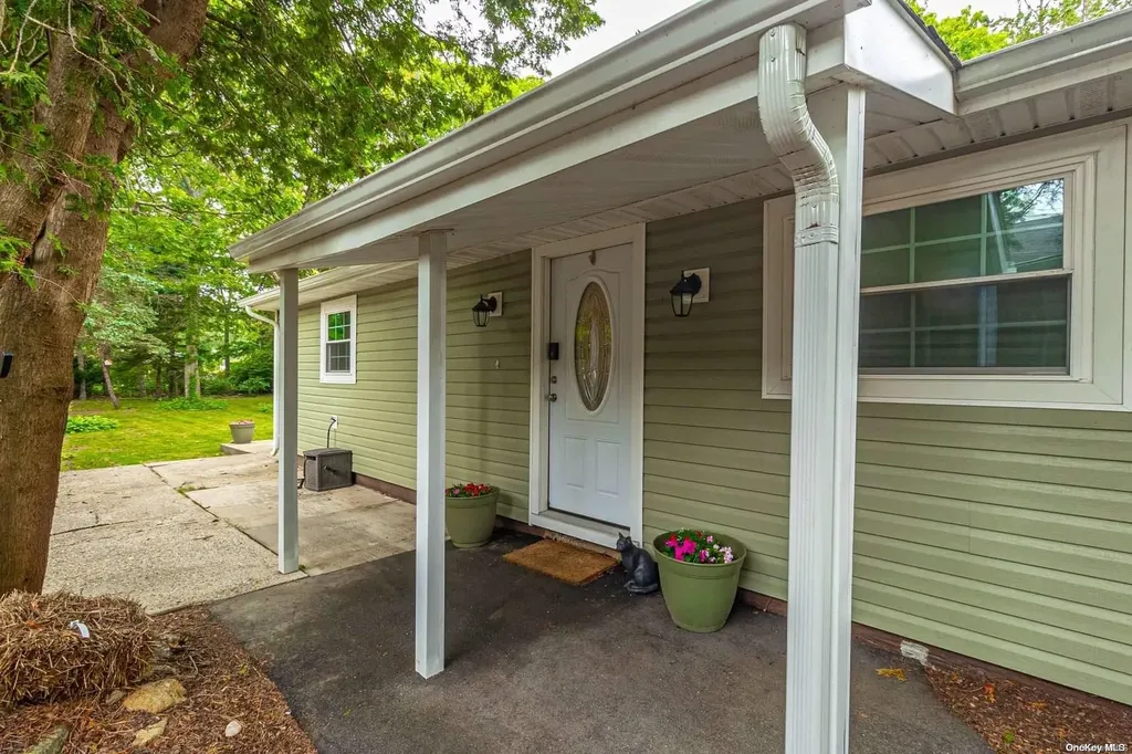 196 Church Drive Mastic Beach NY 11951