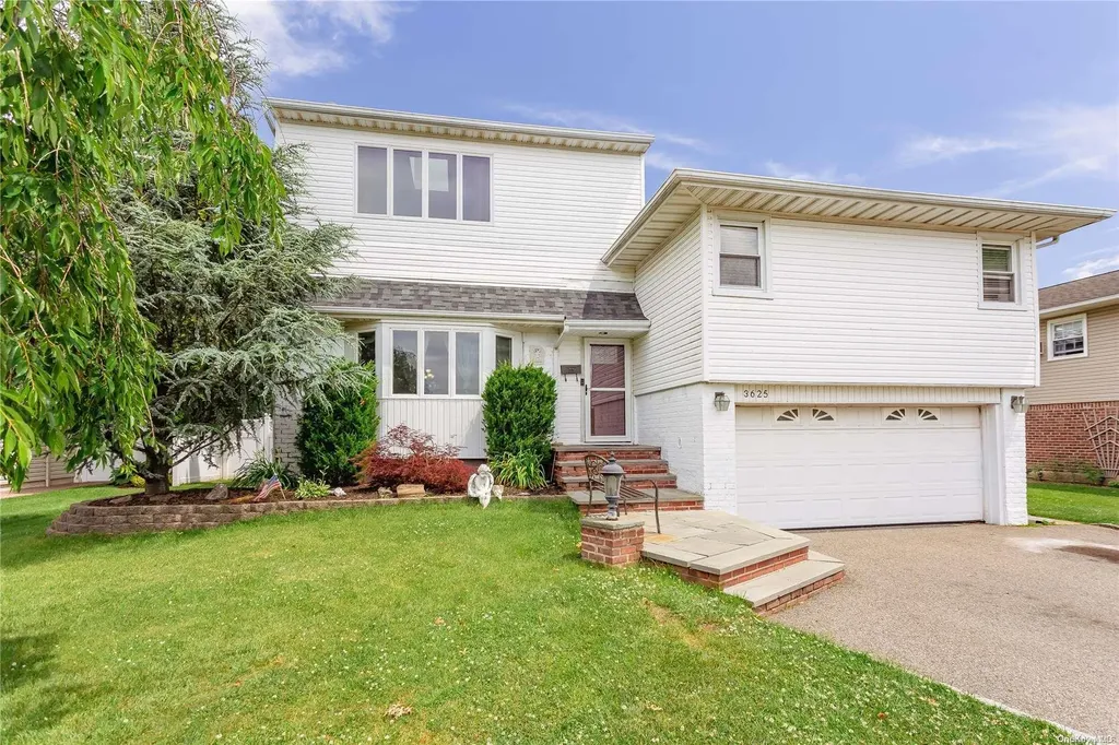 3625 Lynn Lane Wantagh NY 11793