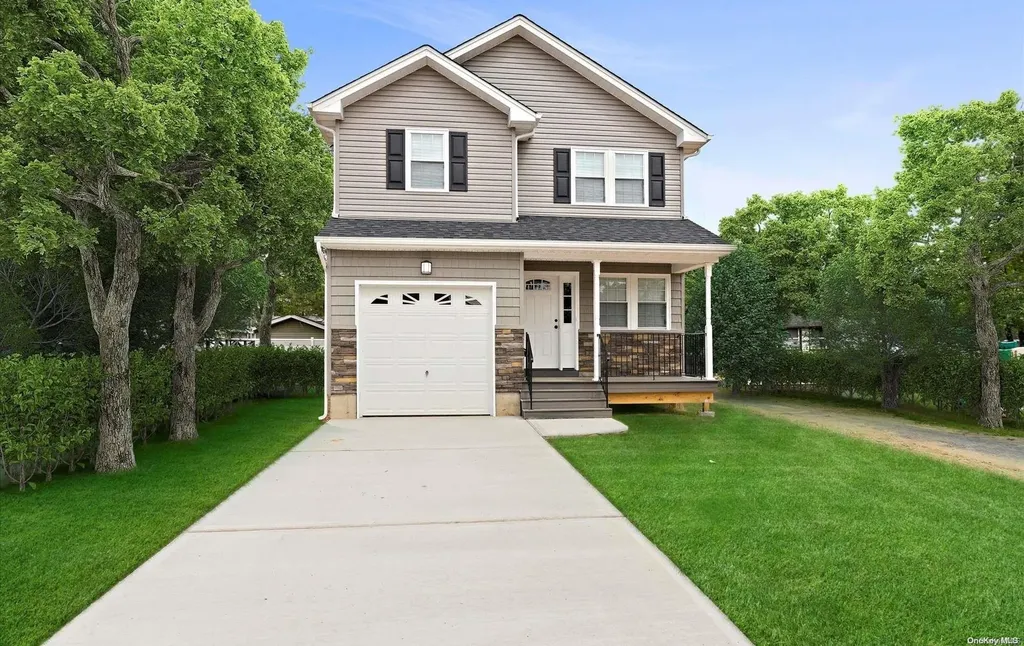 268 Frederick Avenue Roosevelt NY 11575