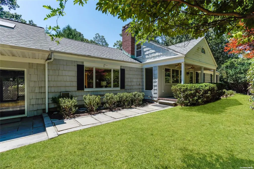 6 Mount Grey Road Stony Brook NY 11790