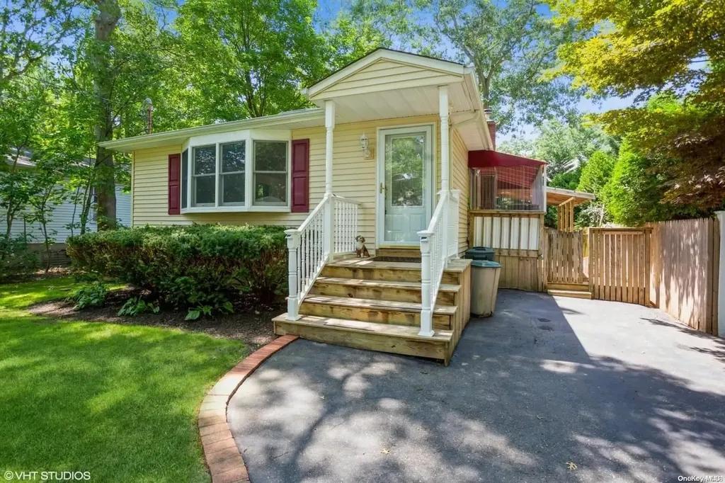 214 Harrison Avenue Miller Place NY 11764