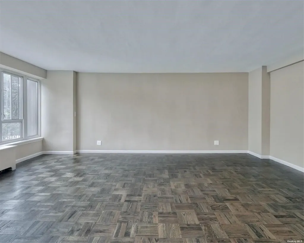 166-25 Powells Cove Boulevard Beechhurst NY 11357