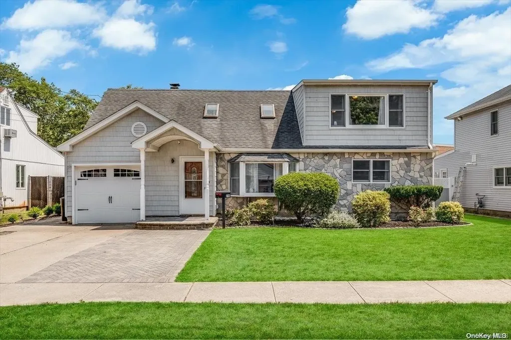 216 Chance Drive Oceanside NY 11572