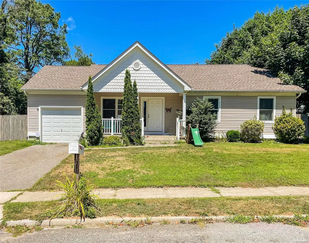 40 Okane Street Central Islip NY 11722