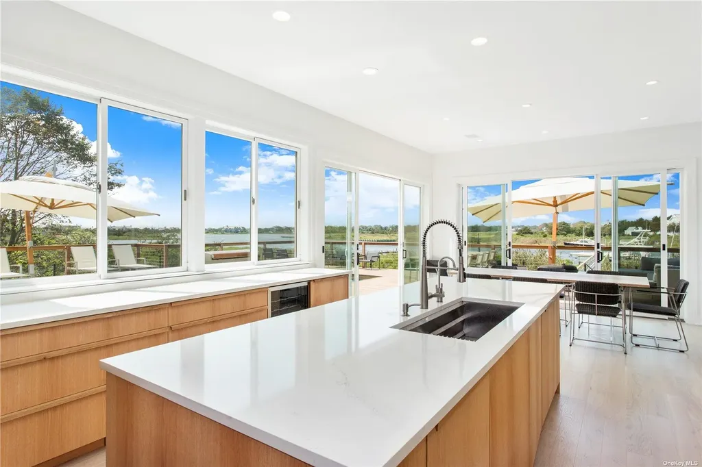 157 Dune Road Quogue NY 11959