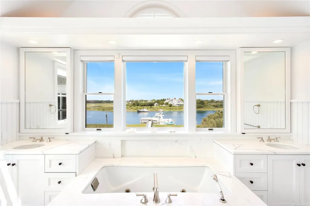 157 Dune Road Quogue NY 11959