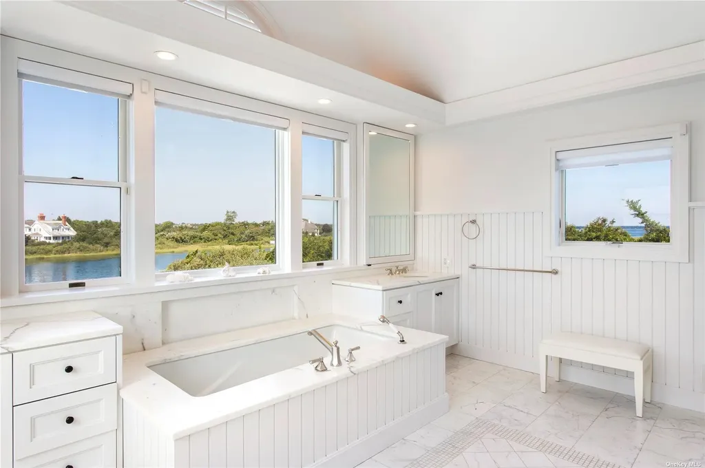 157 Dune Road Quogue NY 11959
