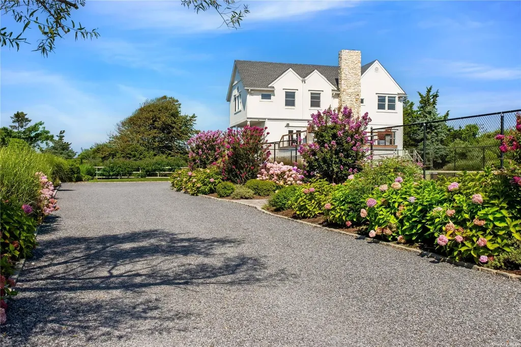 157 Dune Road Quogue NY 11959