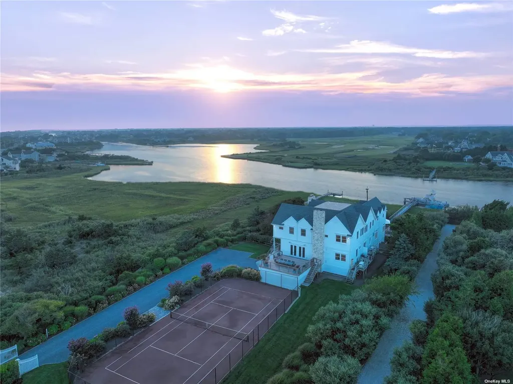 157 Dune Road Quogue NY 11959