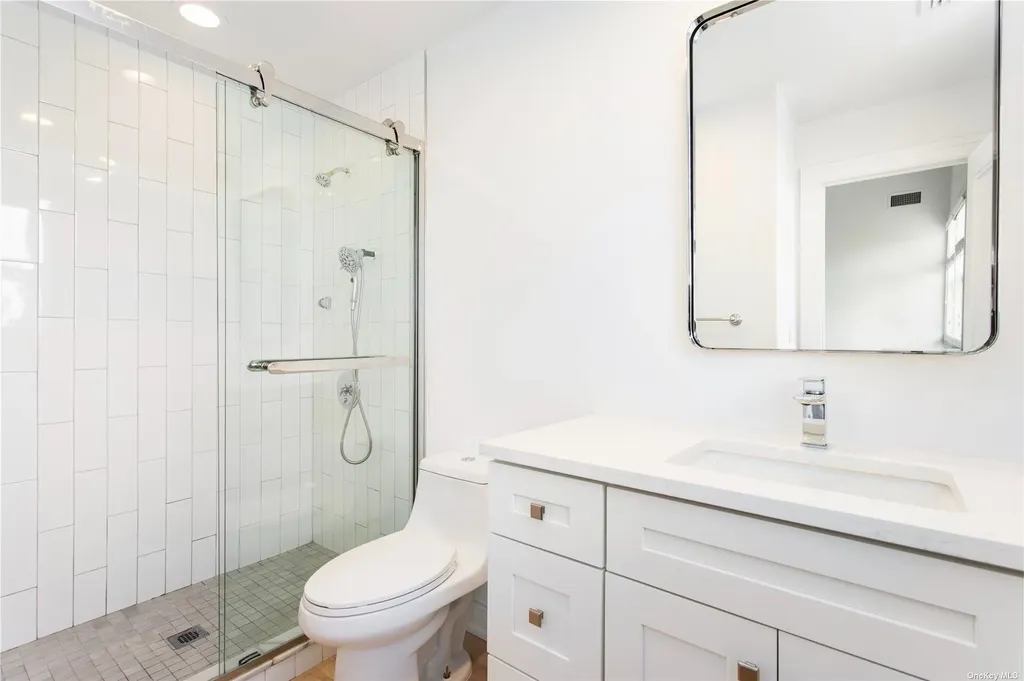 157 Dune Road Quogue NY 11959