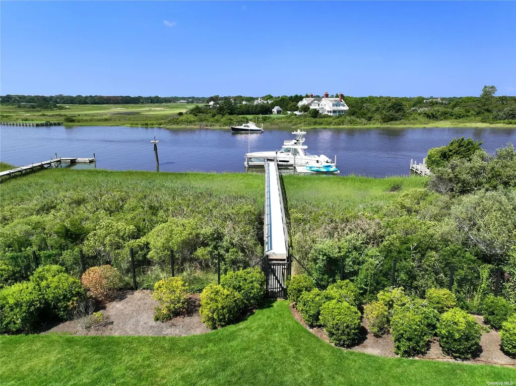 157 Dune Road Quogue NY 11959