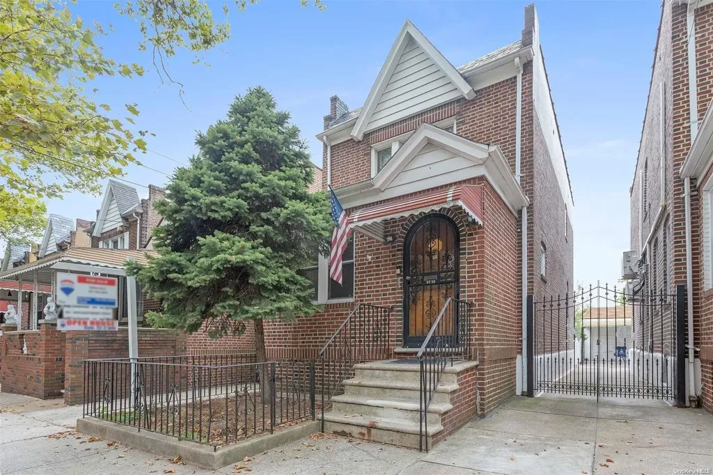 52-30 62nd Street Maspeth NY 11378