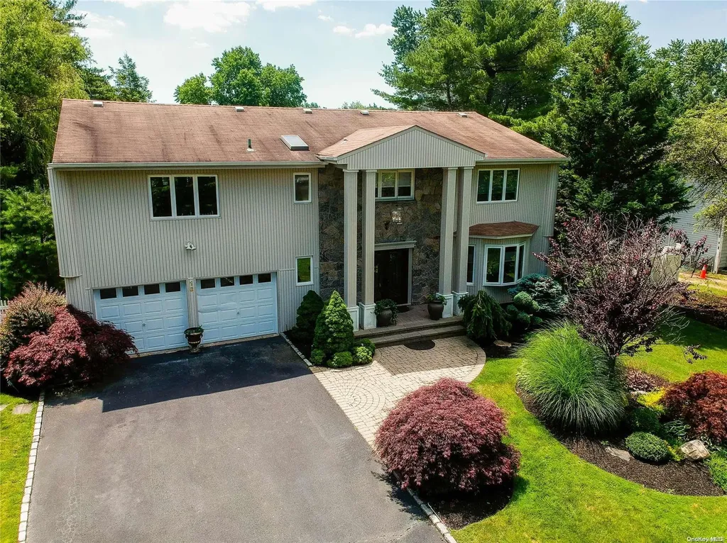 16 Winmere Place Dix Hills NY 11746