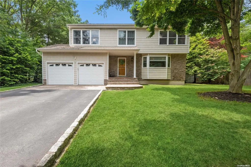 241 Seneca Avenue Dix Hills NY 11746