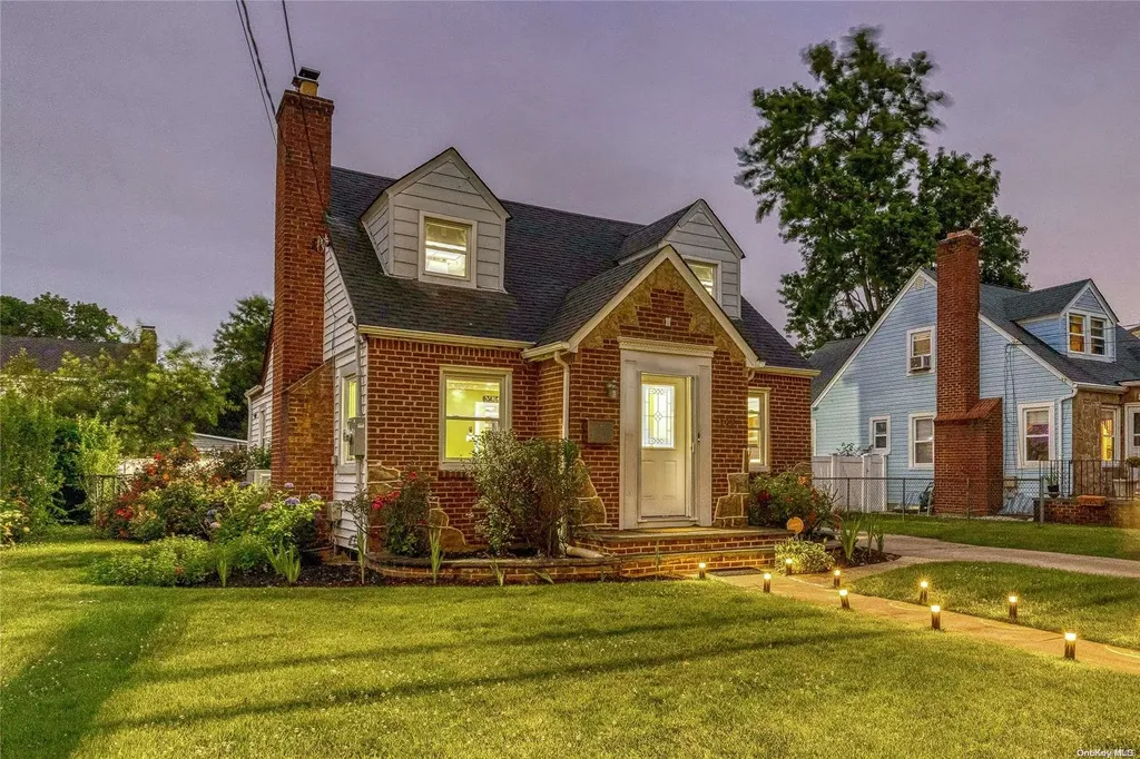 618 Joy Boulevard North Baldwin NY 11510