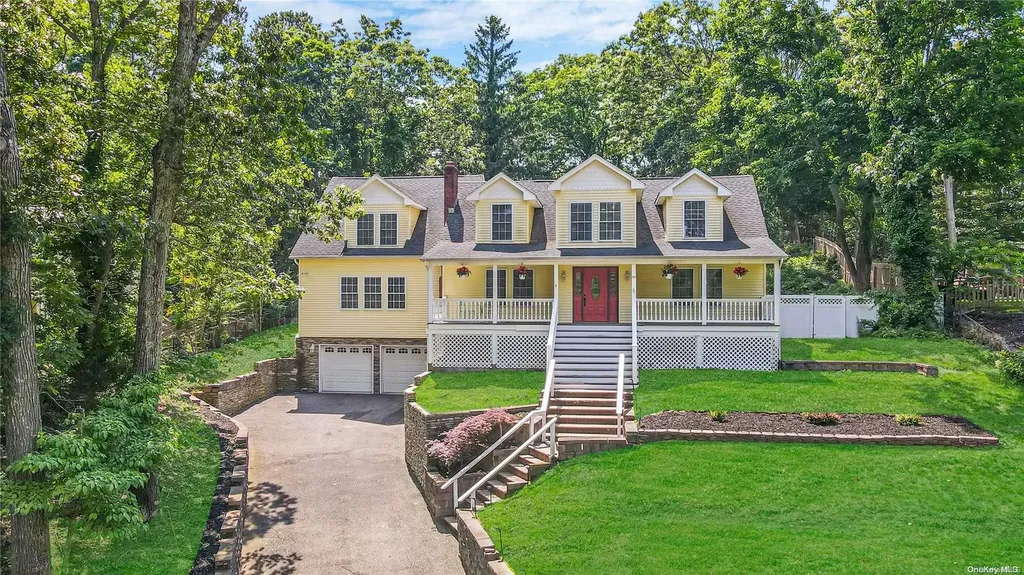 87 Overhill Road Wading River NY 11792