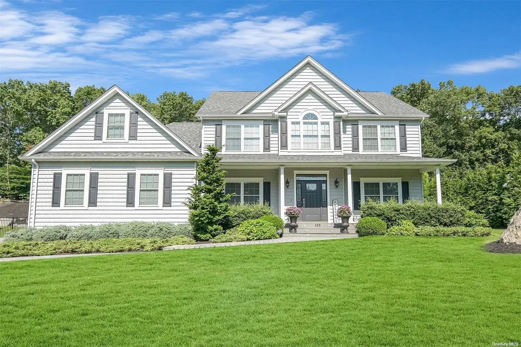 149 Dogwood Drive Wading River NY 11792