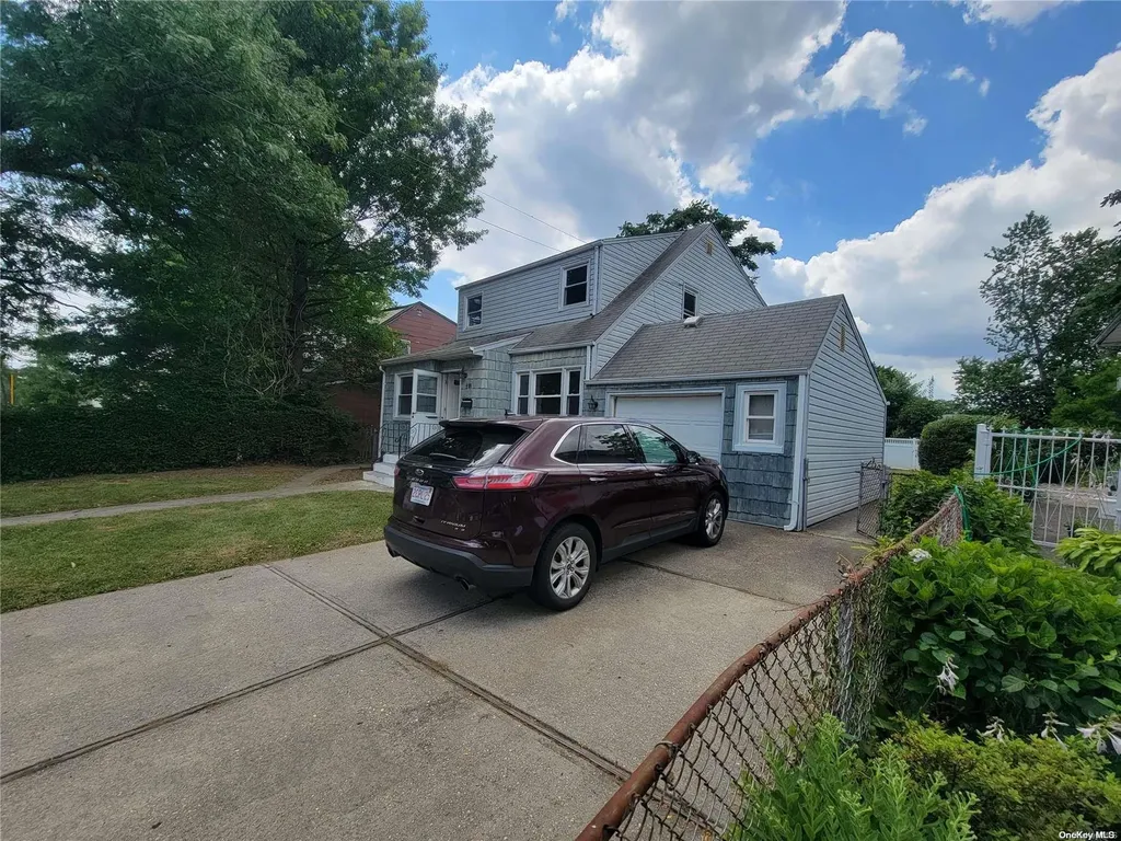 312 Baldwin Road Hempstead NY 11550