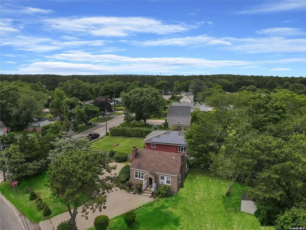 193 Phillips Avenue Riverhead NY 11901
