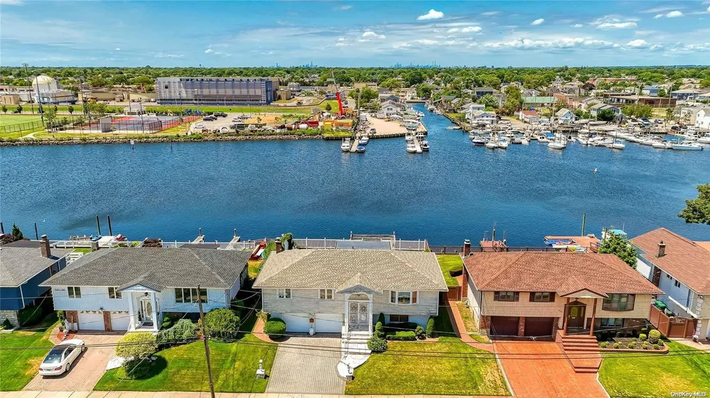 3226 Ocean Harbor Drive Oceanside NY 11572