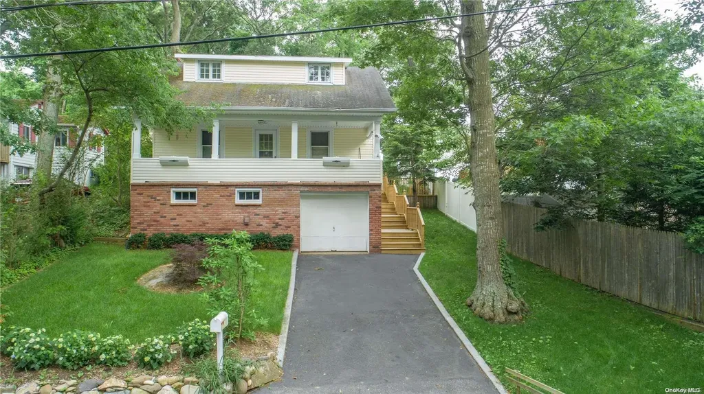63 Greenleaf Road Rocky Point NY 11778