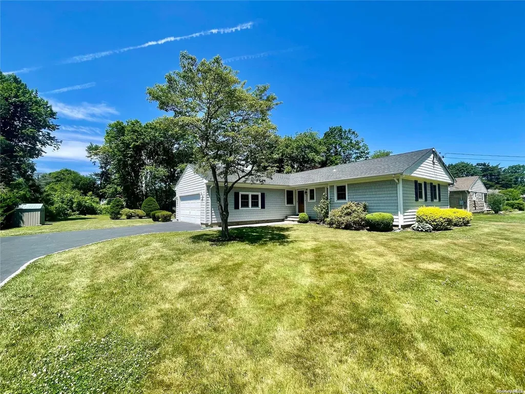 162 Cambon Avenue Saint James NY 11780