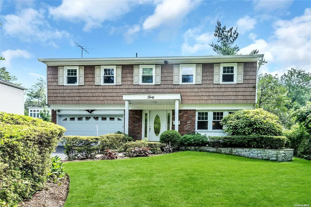 30 Deepdale Drive Manhasset NY 11030