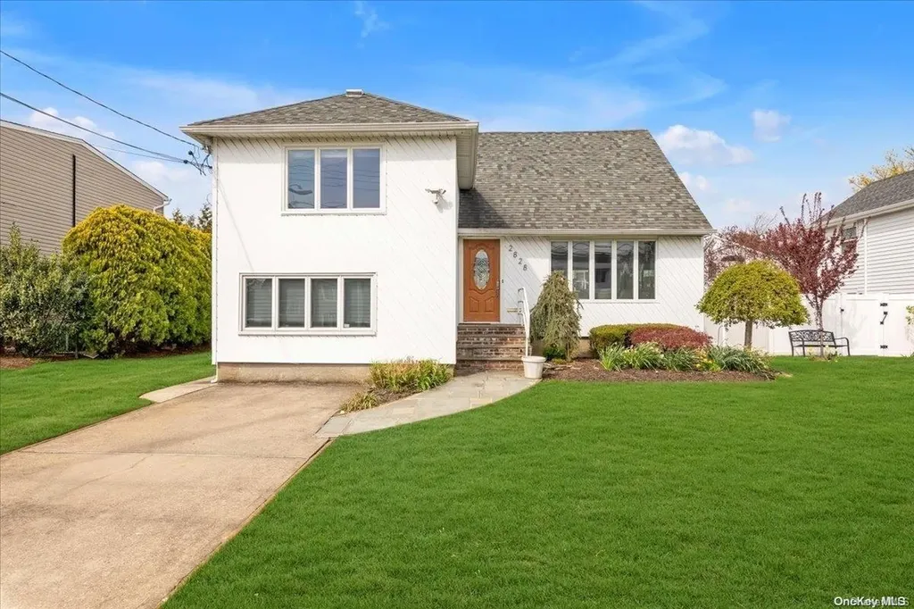 2828 Riverside Avenue Merrick NY 11566