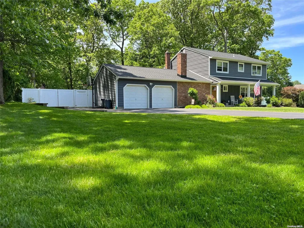 20 Jomar Road Shoreham NY 11786
