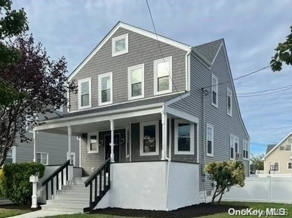 268 Miller Avenue Freeport NY 11520