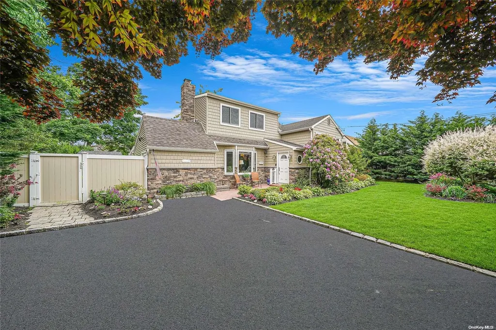 1443 Pine Drive Bay Shore NY 11706