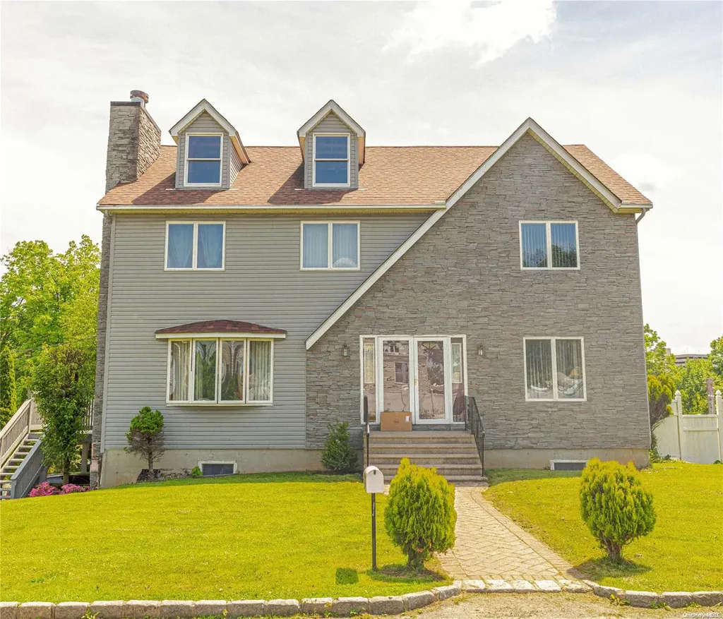 18 Crestvale Terrace Yonkers NY 10710